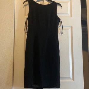 Calvin Klein, Size: 2, Condition: Good